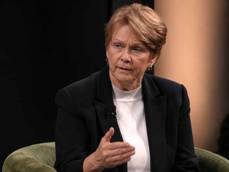 Vicki Hollub, la primera mujer que dirigió una gran petrolera estadounidense