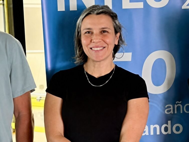Elangeni Ana Gilbert