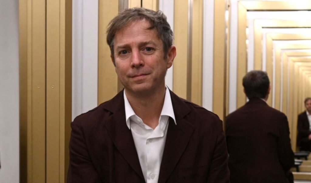 Leandro Erlich